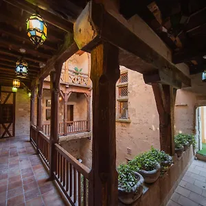 3* Pensión La Maison Bakéa